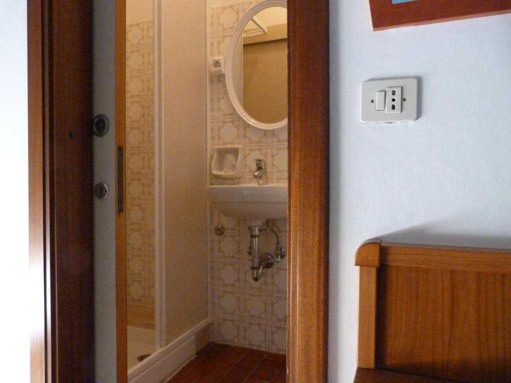 Hotel Bologna San Benedetto del Tronto Rom bilde