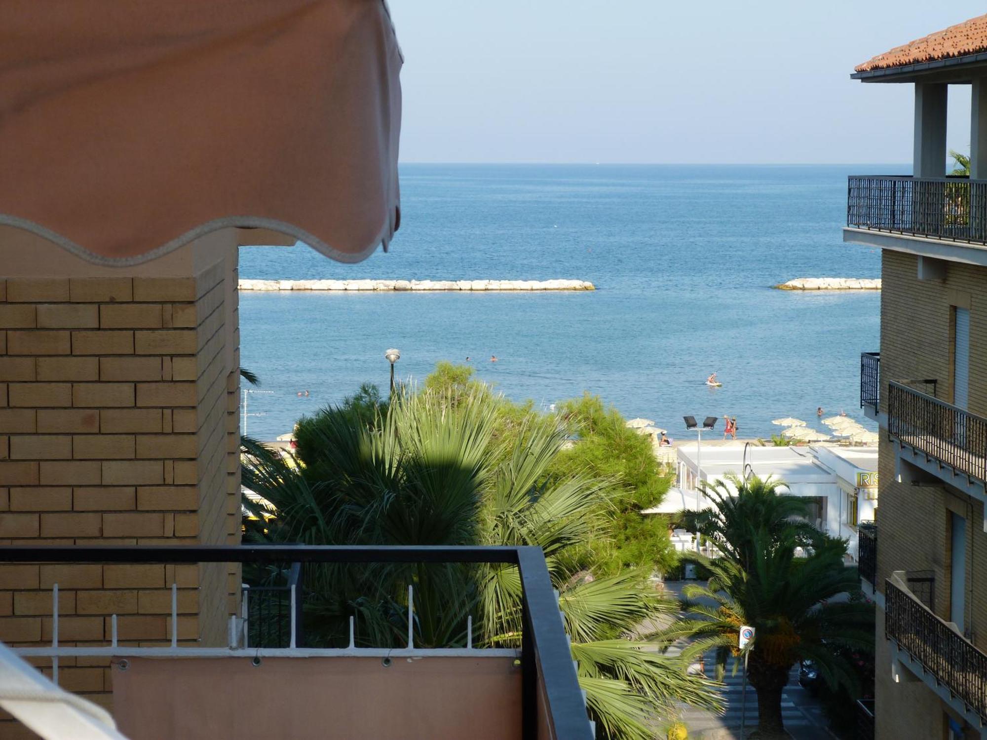 Hotel Bologna San Benedetto del Tronto Eksteriør bilde